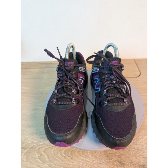 New Balance 410 V6 Trail Running Shoes Black Unisex Trainers | WT410CM6 Size 6.5 - Picture 3 of 9